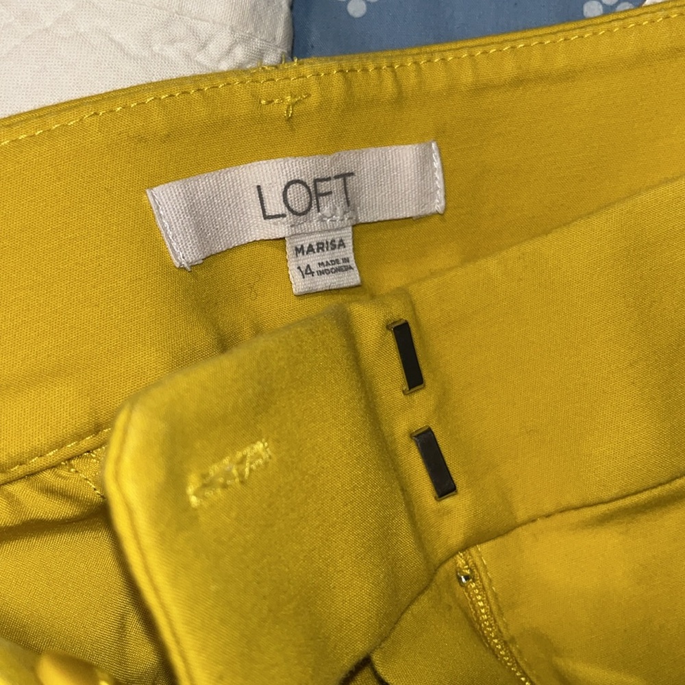 Loft Yellow Pants Style Marisa - Picture 2 of 10
